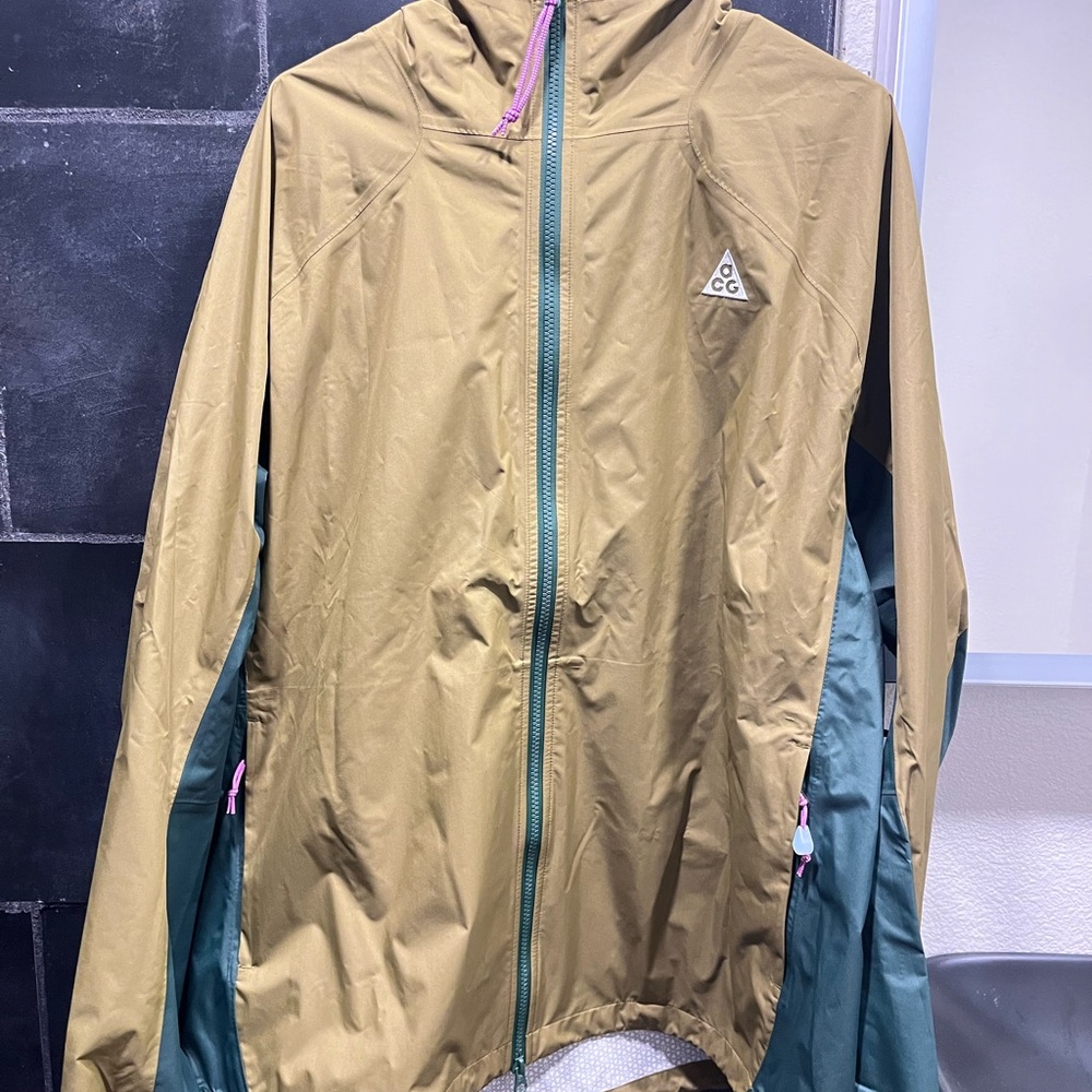Nike ACG Olive Green and Teal Kids' Hooded Rain Jacket